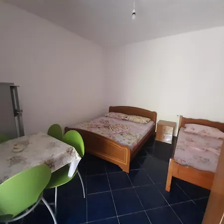 Hillside Apartmán Borsh