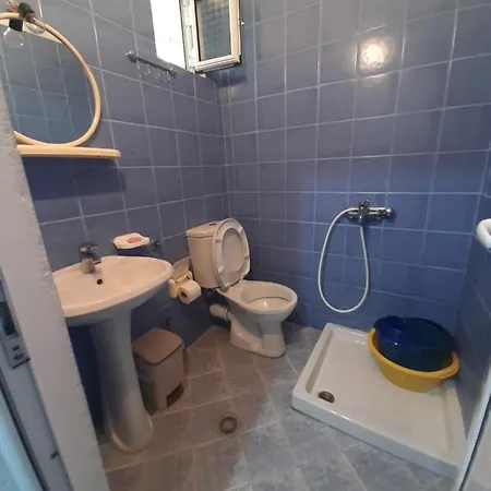 Apartment Hillside *