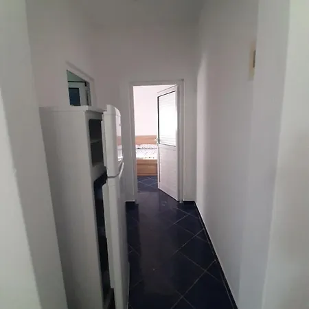 Apartment Hillside